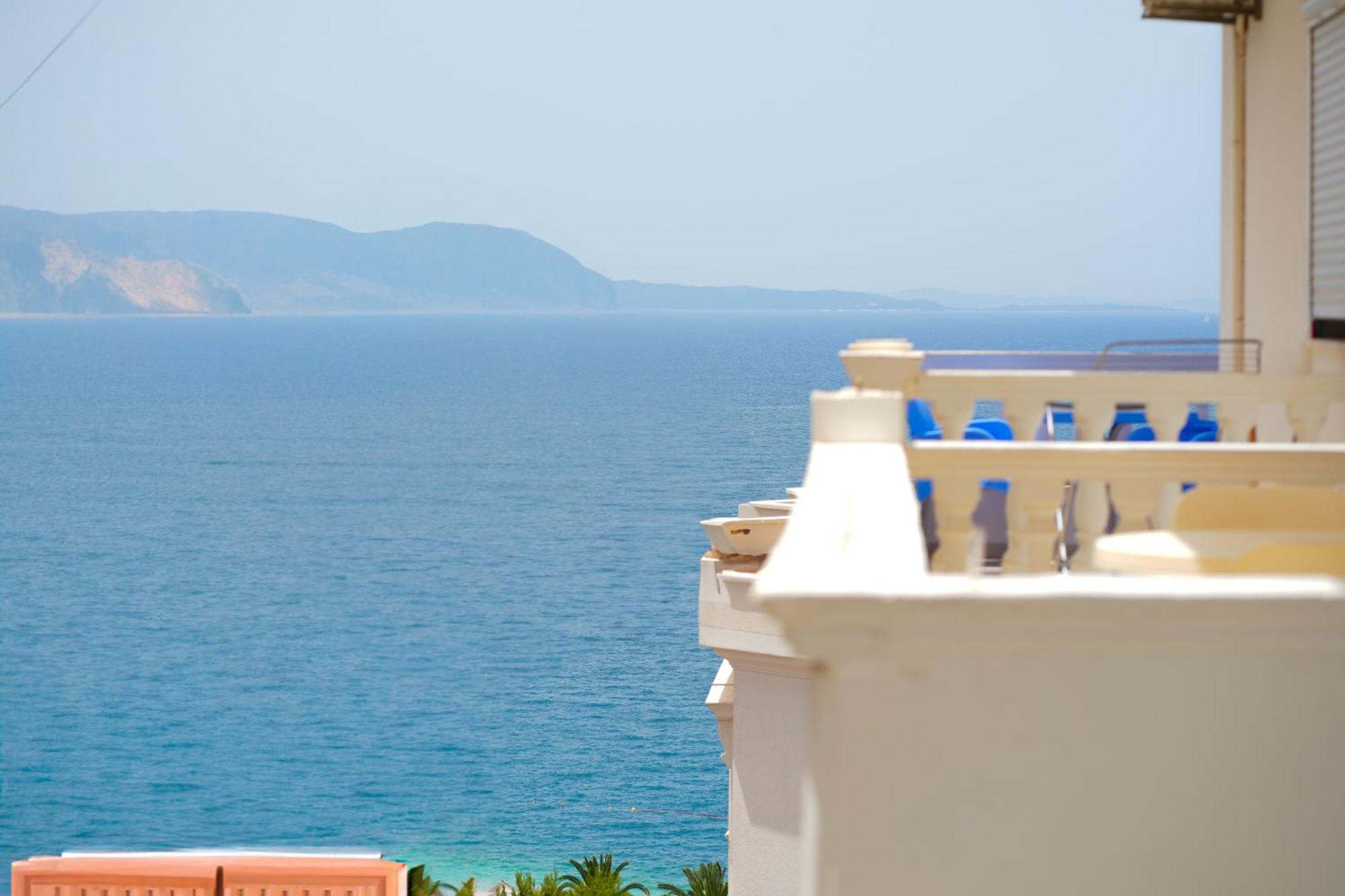 Agelsi * Saranda